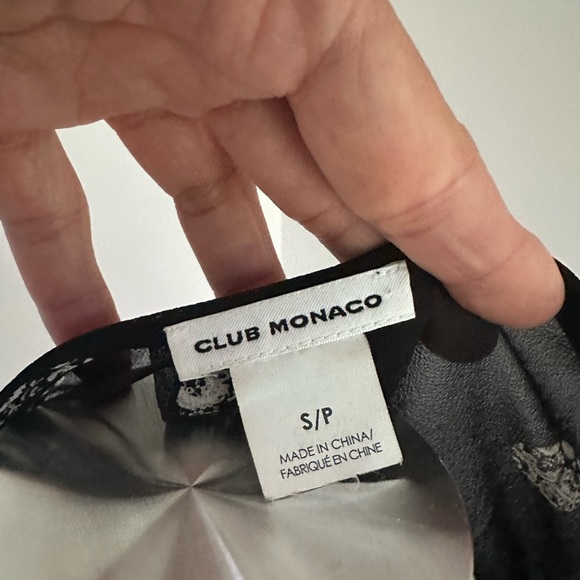 Club Monaco Sheer 100% Silk Blouse NWOT - Picture 4 of 5